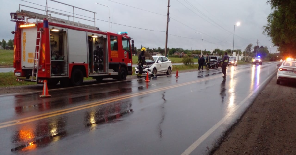 Accidente por alcance en uno de los accesos a Villa Nueva 