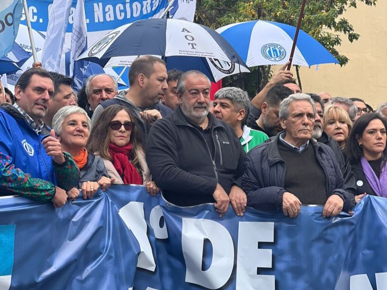 La CGT se mete en la interna del PJ: "no es con personalismos"