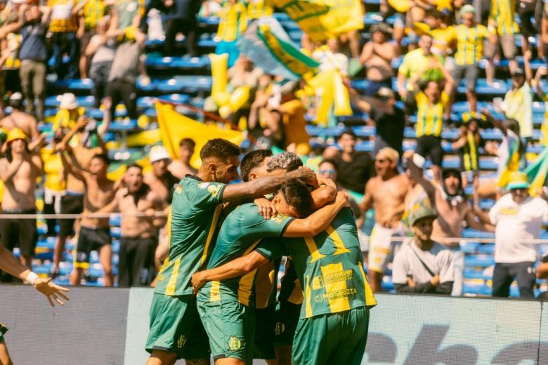 Aldosivi ascendió a la Liga Profesional al ganarle la final a San Martín de Tucumán