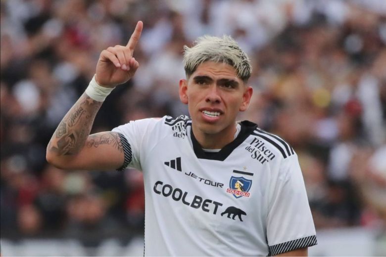 Boca, en alerta: Carlos Palacios anunció que se va de Colo-Colo