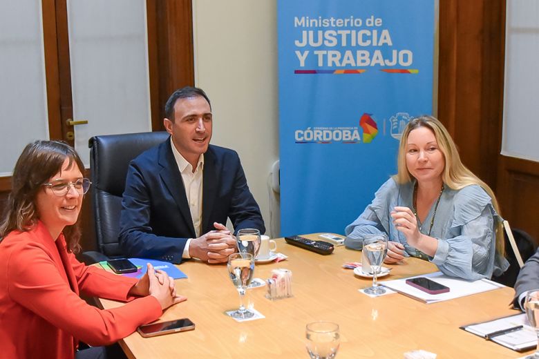 Antes de fin de año se aprobará la ficha limpia en la Legislatura de Córdoba