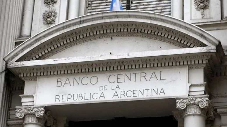 El Central bajó la tasa a 32% y la medida impacta desde este viernes