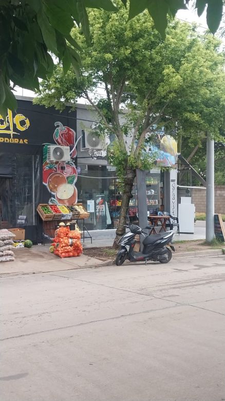 Barrio Lamadrid: Le robaron el kiosco dos veces en la misma noche