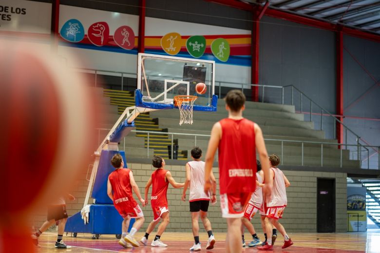 El municipio acompaña la preparación de Central Argentino para el Torneo Federal