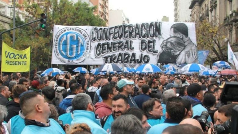 La CGT ya definió que el paro general será el 8 de abril y que se movilizará el 24