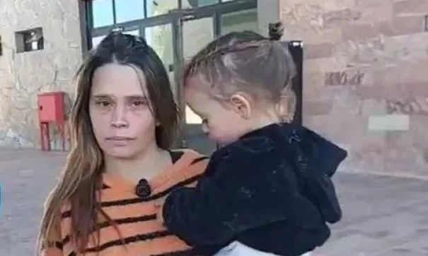 Recibió $500 millones por error y los gastó: Pide ayuda para devolver el dinero