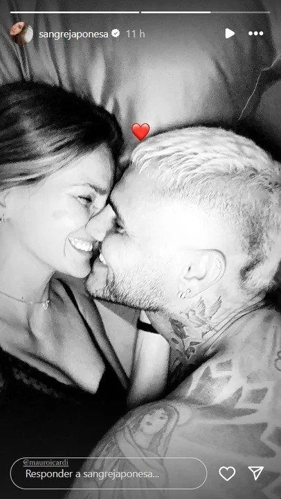 Mauro Icardi y la China Suárez compartieron una foto íntima desde la cama