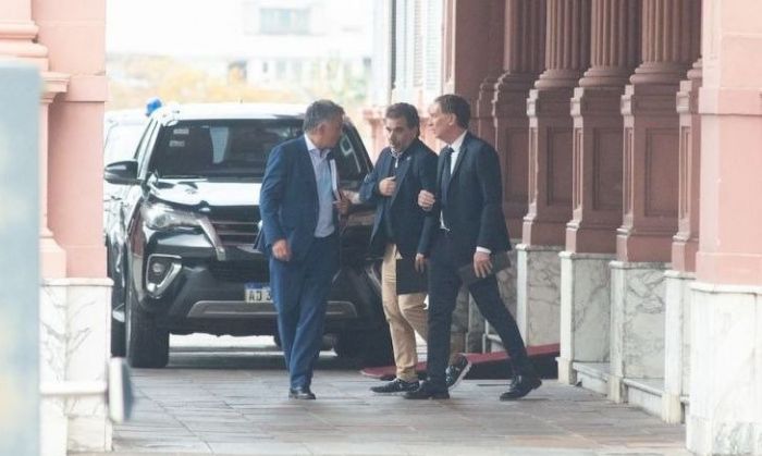 El Gobierno ultima el acuerdo con PRO y avanza en una negociación con la UCR bajo reserva y segmentada por facciones