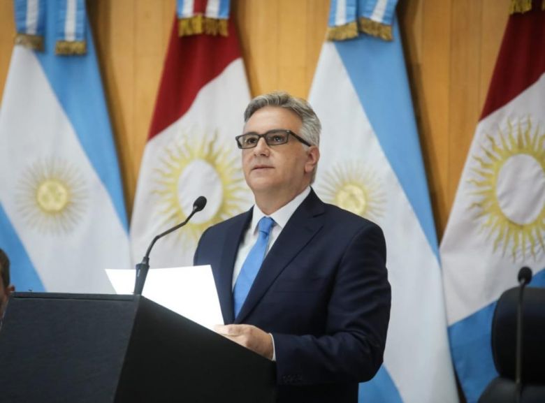 Llaryora aumenta un 84% las jubilaciones que pasarán a $700.000 mensuales