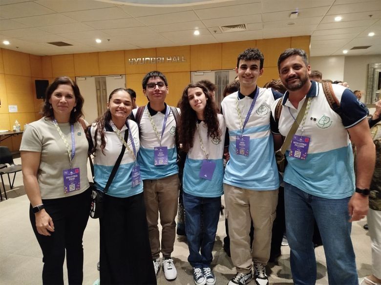 Destacada actuación argentina en la Olimpíada Internacional de Biología