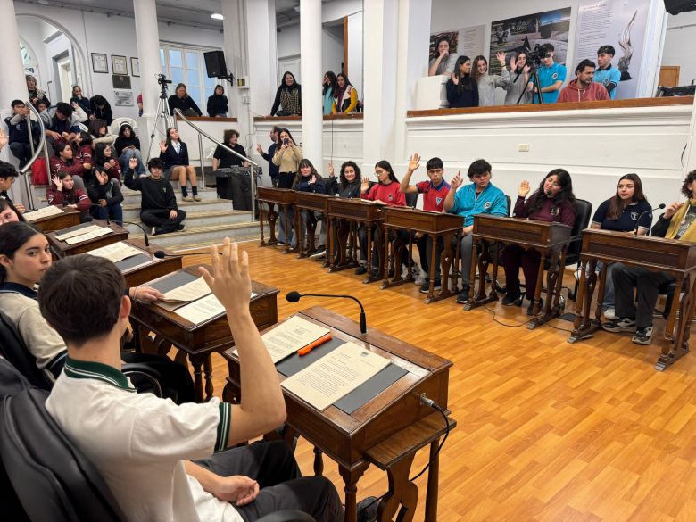 Primera sesión del Concejo Deliberante Estudiantil 2025