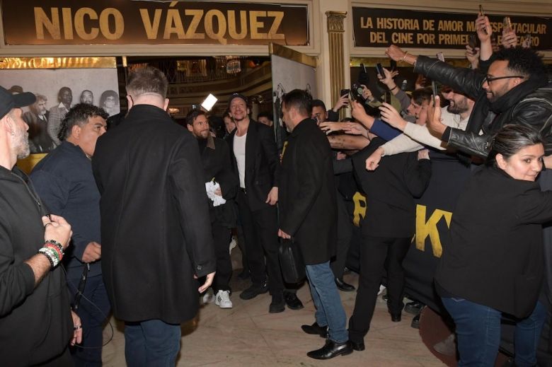 La visita de Lionel Messi a Nico Vázquez en fotos: el encuentro en camarines y la historia de una amistad