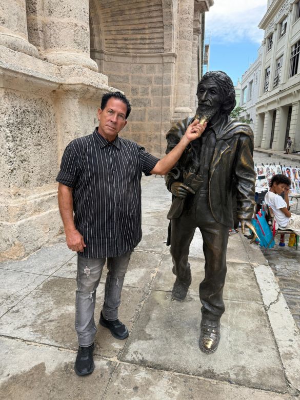 La Habana y sus leyendas: la curiosa historia del Caballero de París en la Plaza San Francisco