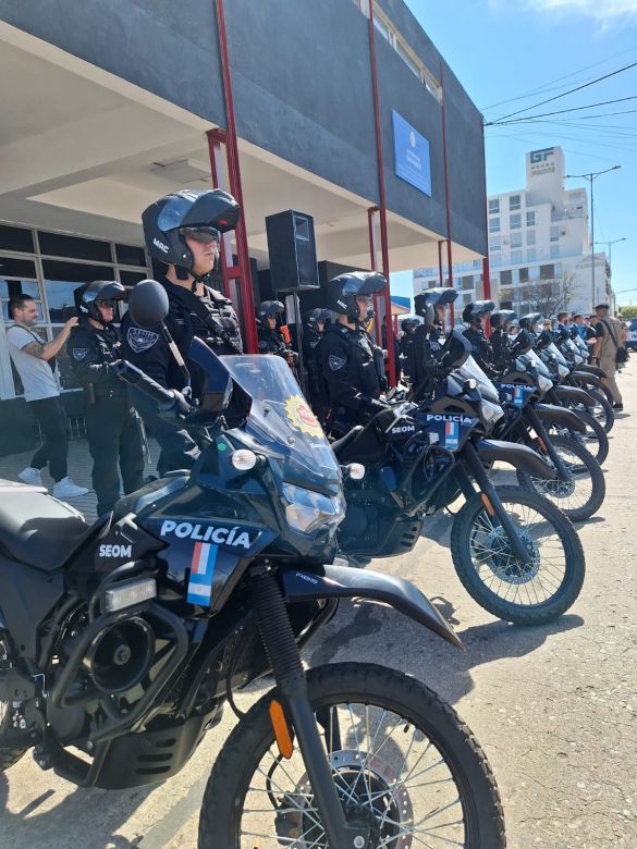 Acastello junto al ministro de seguridad inauguraron la sede del Servicio Especial de Operaciones Motorizadas (SEOM)