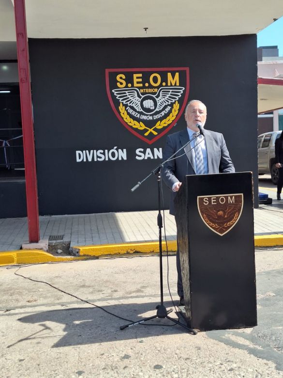 Acastello junto al ministro de seguridad inauguraron la sede del Servicio Especial de Operaciones Motorizadas (SEOM)