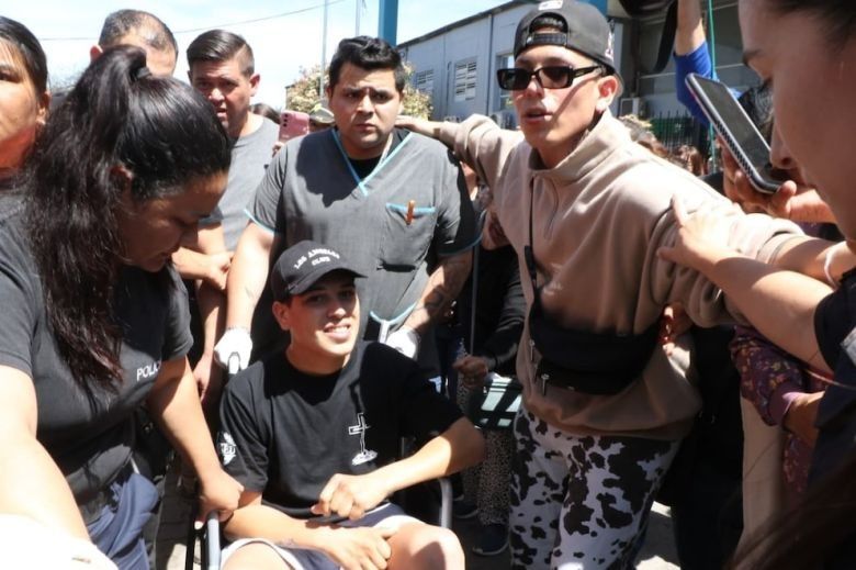 Thiago Medina habló al salir de alta del hospital: “Lo que más quiero es ver a mis hijas”