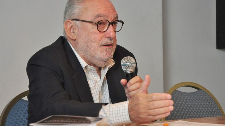 “Las medidas que están tomando no son para crear empleo, son para abaratar el trabajo”