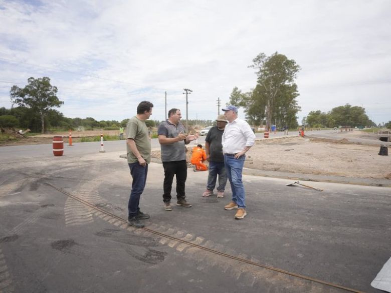 El intendente Accastello supervisó la obra de Circunvalación Sur - Este