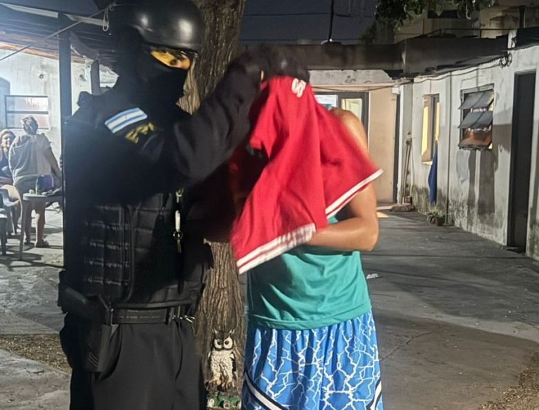 C&oacute;rdoba: utilizaban un local de ropa interior para vender coca&iacute;na