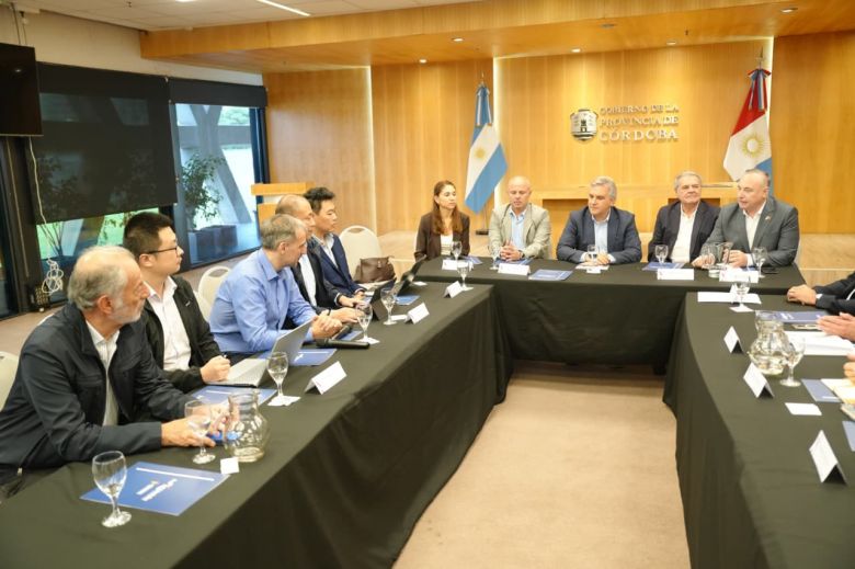 Accastello y Llaryora recibieron a autoridades de Fufeng Group por su inter&eacute;s en radicarse en Villa Mar&iacute;a