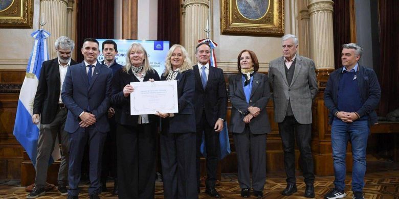 El Senado distingui&oacute; a la UNRC por su aporte a las investigaciones de La Perla
