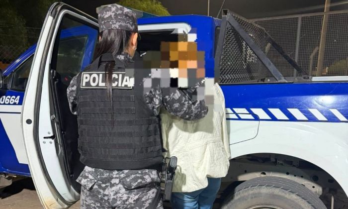 Detuvieron a una mujer en el Hospital Pasteur tras causar disturbios y agredir a trabajadores de salud