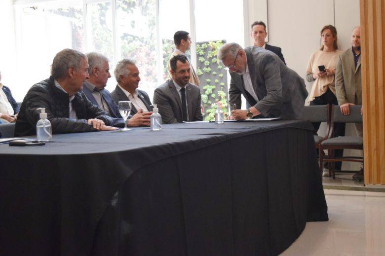 Villa María firmó un convenio con la Provincia para realizar mejoras en el centro de la ciudad
