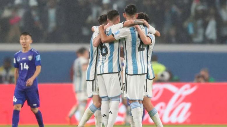 Argentina le ganó 2-1 a Uzbekistán en el Mundial Sub 20