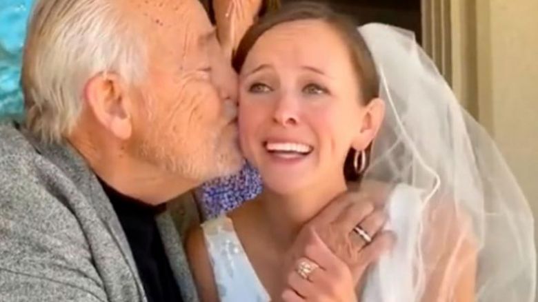 Un hombre con Alzhemier  reconoció a su hija el día de su boda