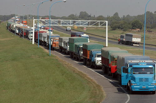 Transporte en alerta: el aumento de costos pone en jaque el traslado de la producción