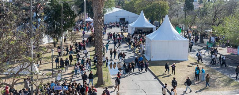 Muestra de Carreras: miles de jóvenes ya habitan Ciudad Universitaria 