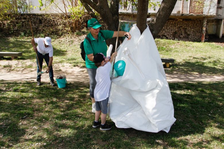 Más de 160 voluntarios participaron del Día Mundial de la Limpieza