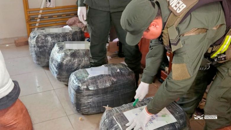 Córdoba: 8 kilos de cocaína secuestrados y dos personas detenidas 