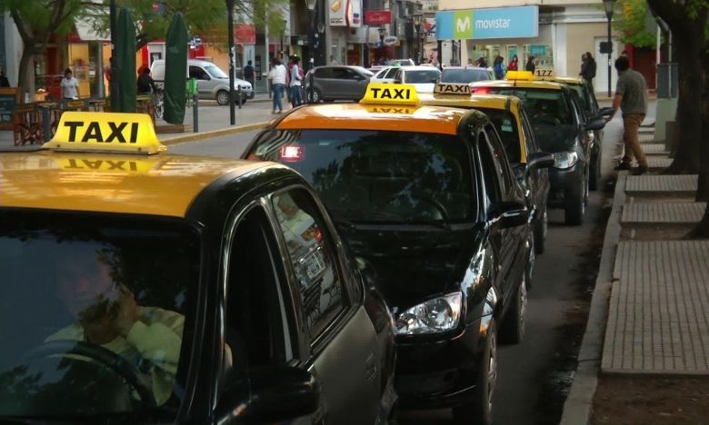Río Cuarto: presentaron un proyecto para que pasajeros tengan descuento en los taxis