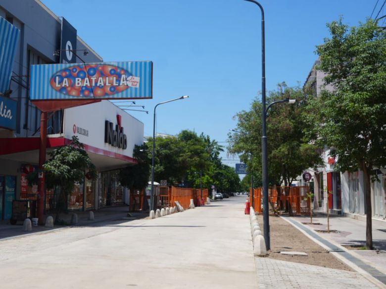 Quedó habilitado el paso peatonal y vehicular en calle Corrientes al 1100