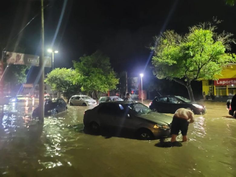 30 evacuados por la tormenta en Córdoba 