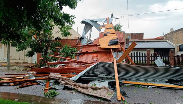 Hay dos víctimas tras el temporal en Miramar 