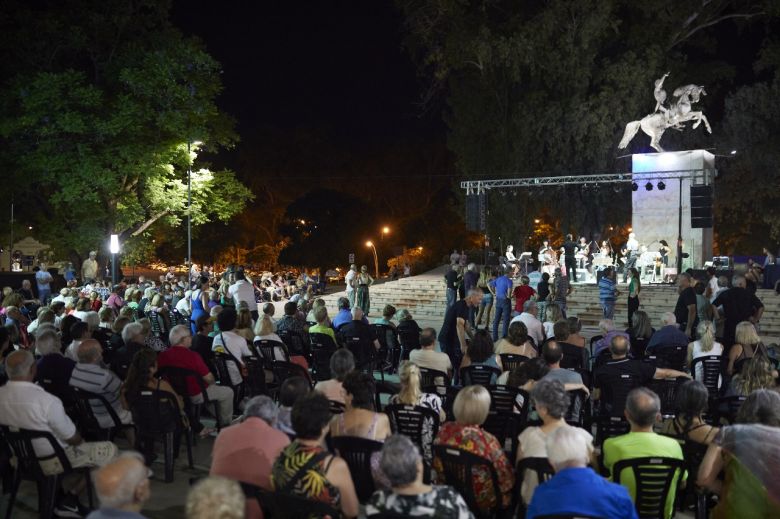 Más de 700 personas disfrutaron del Festival de Tango