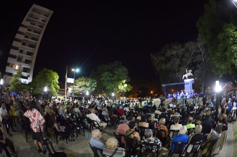 Más de 700 personas disfrutaron del Festival de Tango